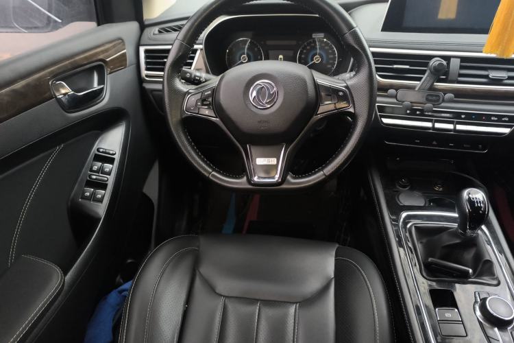 Used Dongfeng Fengon 580 2018 1.5T Manual Luxury Model Steering Wheel