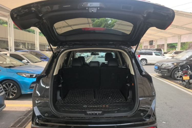Used Dongfeng Fengon 580 2018 1.5T CVT Luxury Model Trunk