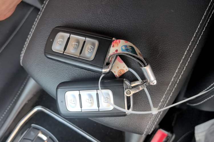 Used Dongfeng Fengon 580 2018 1.5T CVT Luxury Model Vehicle Key