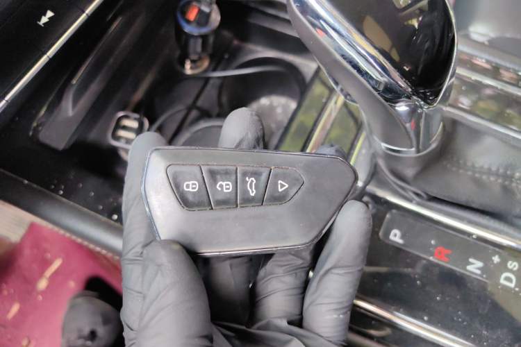 Used Dongfeng Fengon 580 2018 1.5T CVT ZhiShang Version Vehicle Key