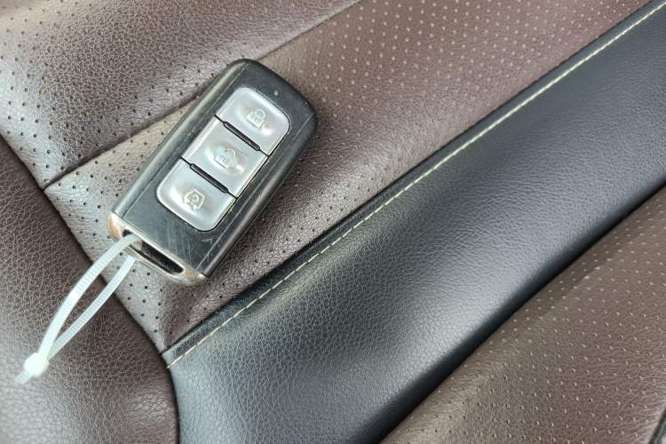 Used Dongfeng Fengon 580 2018 1.5T CVT Luxury Model Vehicle Key