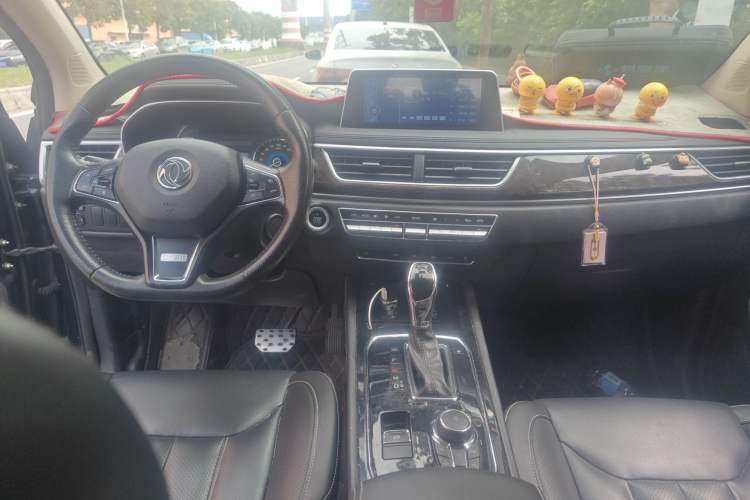 Used Dongfeng Fengon 580 2018 1.5T CVT Luxury Model Center Console