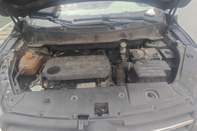 Used Dongfeng Fengon 580 2018 1.5T CVT Luxury Model Engine Bay