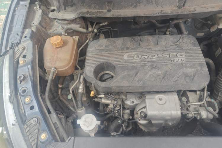 Used Dongfeng Fengon 580 2018 1.5T CVT Luxury Model Engine Bay Right