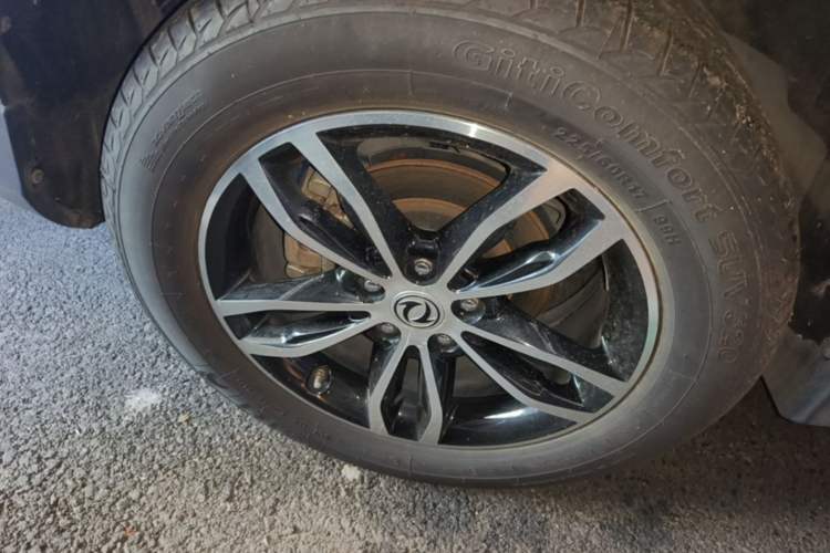 Used Dongfeng Fengon 580 2018 1.5T CVT Luxury Model Exterior 5