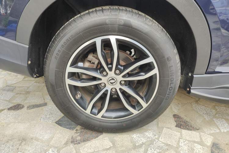 Used Dongfeng Fengon 580 2018 1.5T CVT Luxury Model Exterior 8