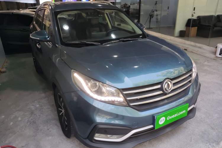 Used Dongfeng Fengon 580 2018 1.5T CVT Luxury Model Front Right 45 Deg