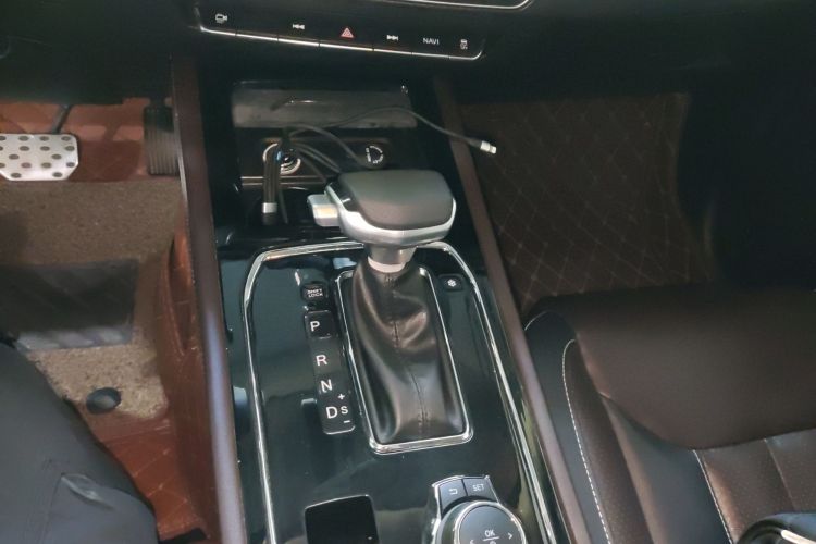 Used Dongfeng Fengon 580 2018 1.5T CVT Luxury Model Gear Lever