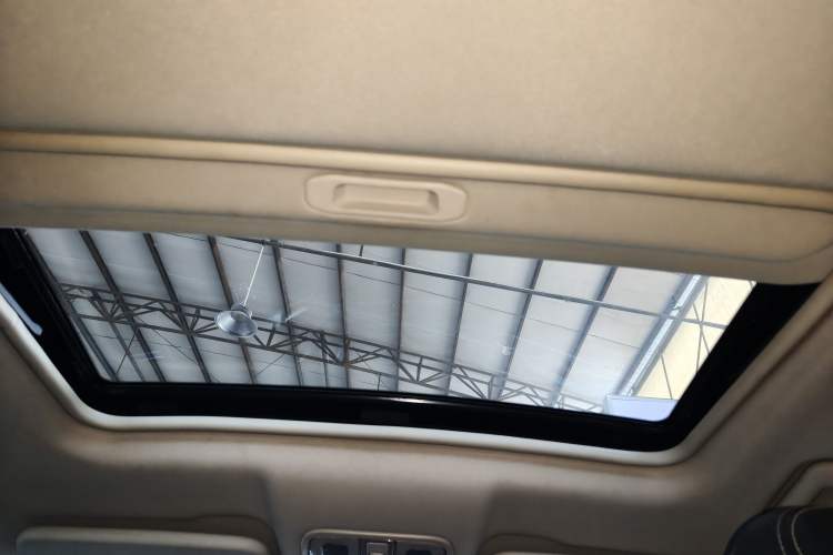 Used Dongfeng Fengon 580 2018 1.5T CVT Luxury Model Headliner