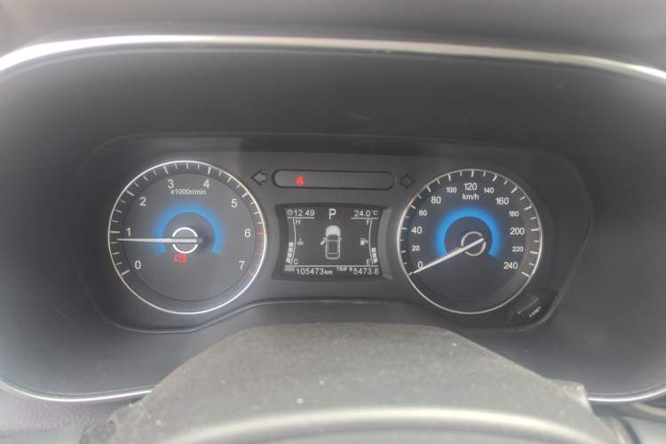 Used Dongfeng Fengon 580 2018 1.5T CVT Luxury Model Instrument Cluster