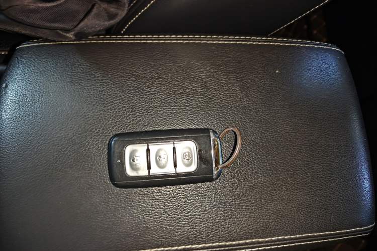 Used Dongfeng Fengon 580 2018 1.5T CVT Luxury Model Interior 1