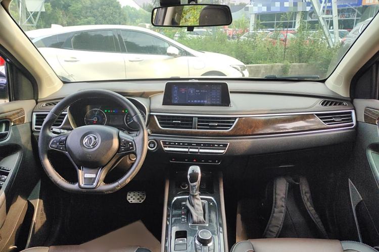 Used Dongfeng Fengon 580 2018 1.5T CVT Luxury Model Interior 3