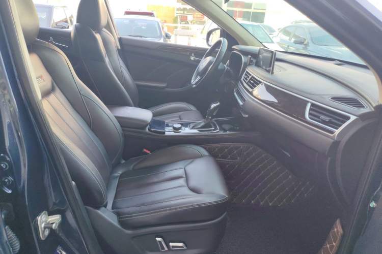 Used Dongfeng Fengon 580 2018 1.5T CVT Smart Connectivity Version Interior 9