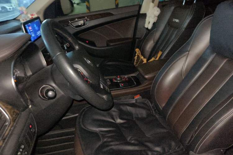 Used Dongfeng Fengon 580 2018 Revised Version 1.5T CVT Luxury Edition Left Front Seat
