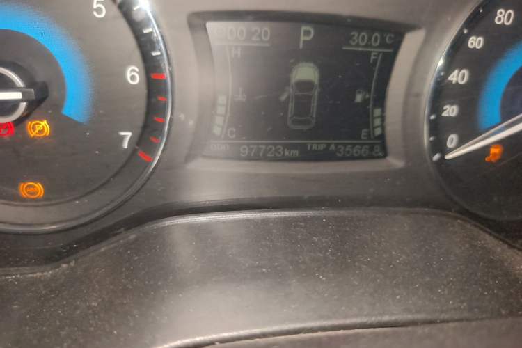 Used Dongfeng Fengon 580 2018 Revised Version 1.5T CVT Luxury Edition Odometer Close Up