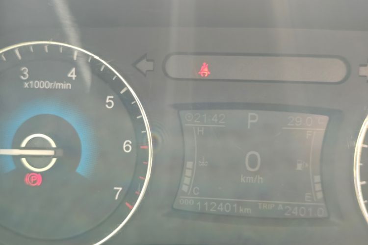 Used Dongfeng Fengon 580 2018 1.5T CVT Luxury Model Odometer Close Up