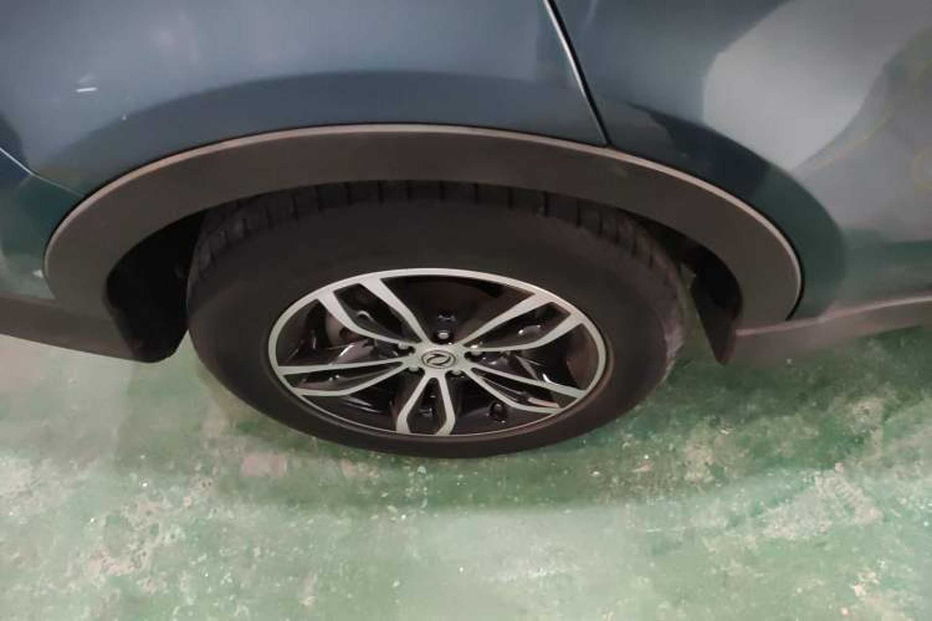 Used Dongfeng Fengon 580 2018 1.5T CVT Luxury Model Right Rear Wheel Hub