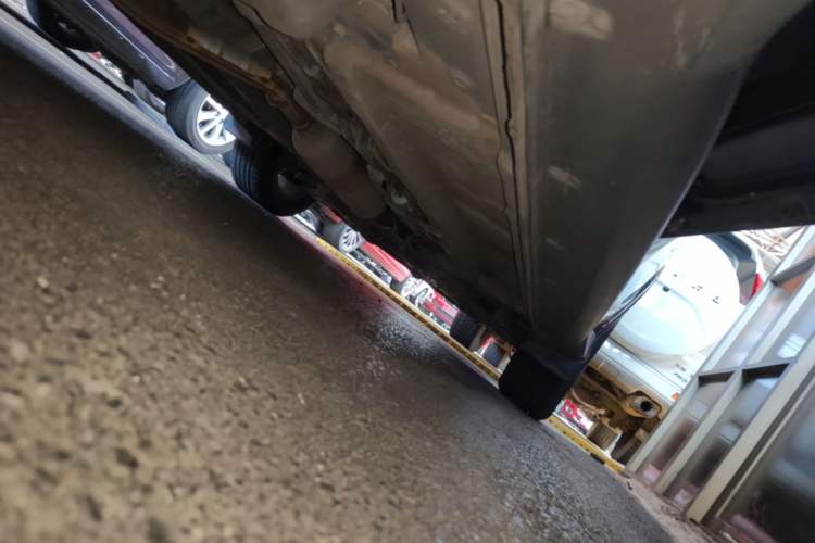 Used Dongfeng Fengon 580 2018 1.5T CVT Luxury Model Right Side Sill