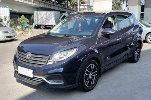 Ojetý Dongfeng Fengon 580 2018 Revised Version 1.5T CVT Luxury Edition