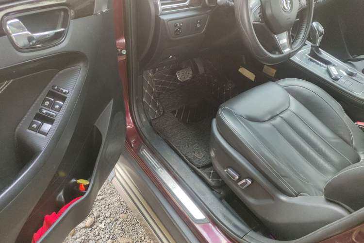 Used Dongfeng Fengon 580 2018 1.5T CVT ZhiShang Version Driver Seat