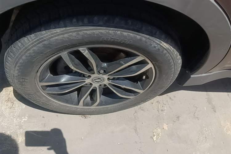 Used Dongfeng Fengon 580 2018 1.5T CVT Luxury Model Exterior 5
