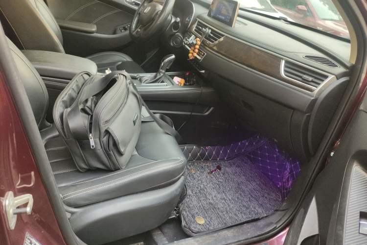 Used Dongfeng Fengon 580 2018 1.5T CVT ZhiShang Version Right Front Seat