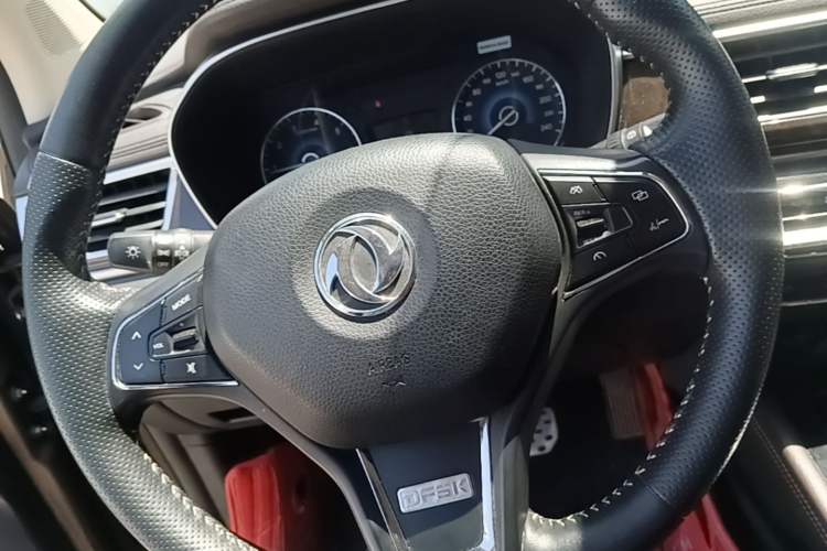 Used Dongfeng Fengon 580 2018 1.5T CVT Luxury Model Steering Wheel