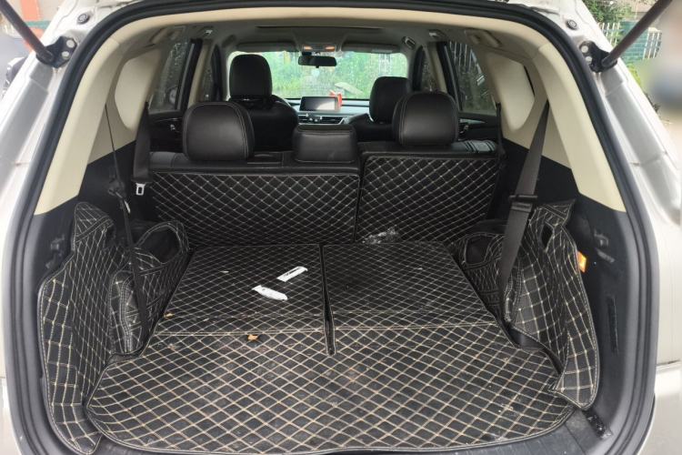 Used Dongfeng Fengon 580 2018 1.5T CVT ZhiShang Version Trunk