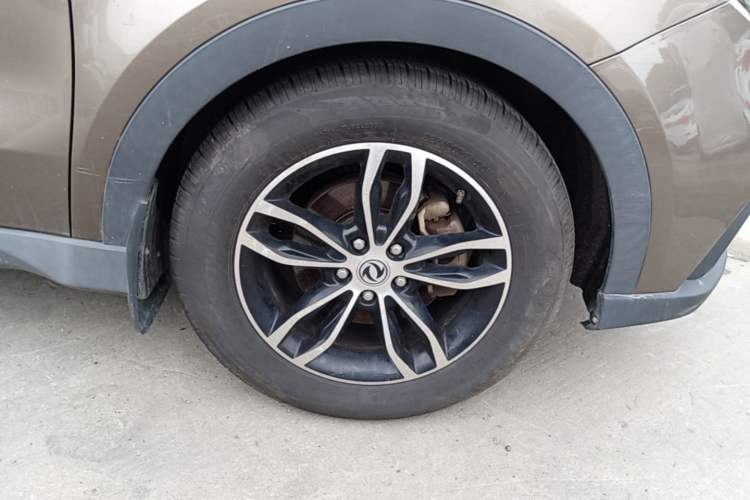 Used Dongfeng Fengon 580 2018 Revised Version 1.5T CVT Luxury Edition Right Front Wheel Hub