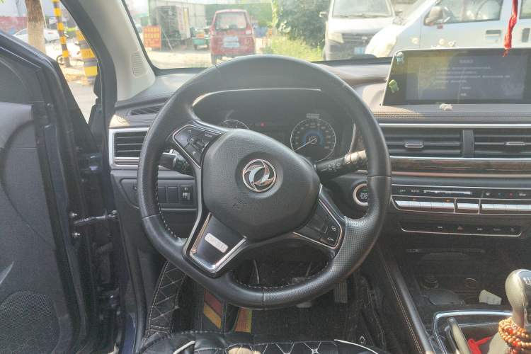 Used Dongfeng Fengon 580 2018 Revised Version 1.5T Manual Luxury Edition Steering Wheel