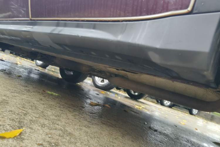 Used Dongfeng Fengon 580 2018 1.5T CVT Luxury Model Chassis Rear Left