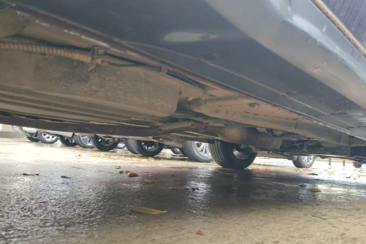 Used Dongfeng Fengon 580 2018 1.5T CVT Luxury Model Chassis Rear Right