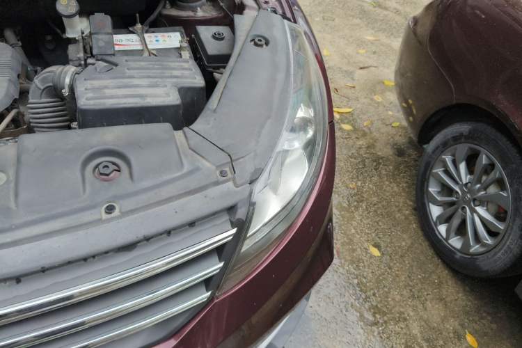 Used Dongfeng Fengon 580 2018 1.5T CVT Luxury Model Engine Bay Left