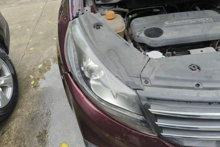 Used Dongfeng Fengon 580 2018 1.5T CVT Luxury Model Engine Bay Right