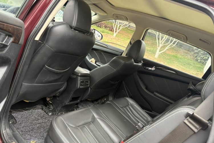 Used Dongfeng Fengon 580 2018 1.5T CVT ZhiShang Version Interior 8