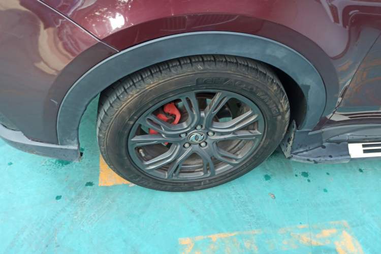 Used Dongfeng Fengon 580 2018 1.5T CVT Smart Connectivity Version Left Front Wheel Hub