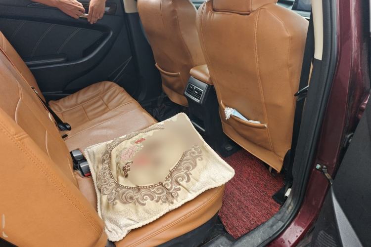 Used Dongfeng Fengon 580 2018 1.5T CVT Luxury Model Left Rear Seat