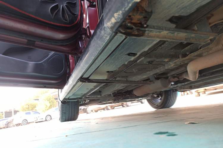 Used Dongfeng Fengon 580 2018 1.5T CVT Smart Connectivity Version Left Side Sill