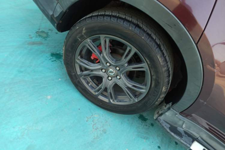 Used Dongfeng Fengon 580 2018 1.5T CVT Smart Connectivity Version Right Rear Wheel Hub