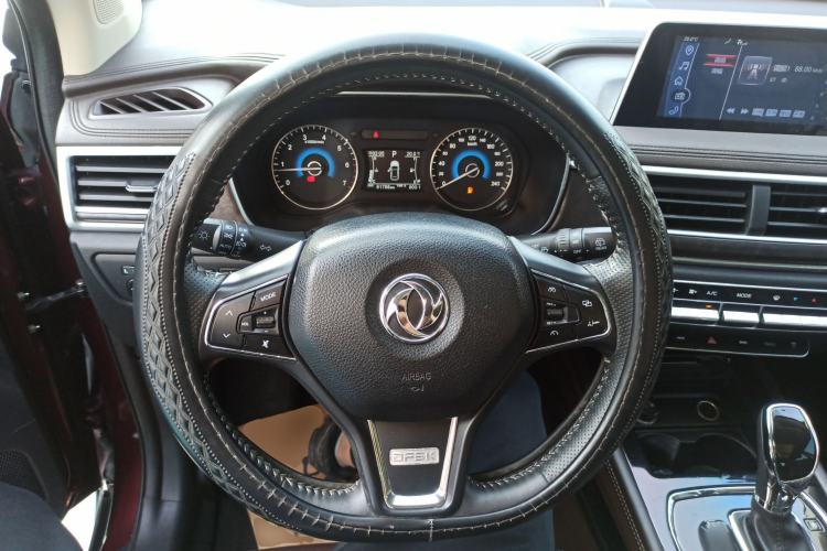 Used Dongfeng Fengon 580 2018 1.5T CVT Smart Connectivity Version Steering Wheel