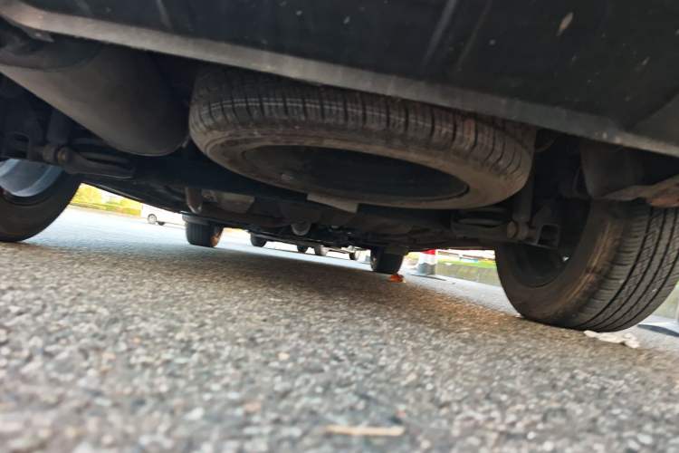 Used Dongfeng Fengon 580 2018 1.5T CVT ZhiShang Version Chassis Rear