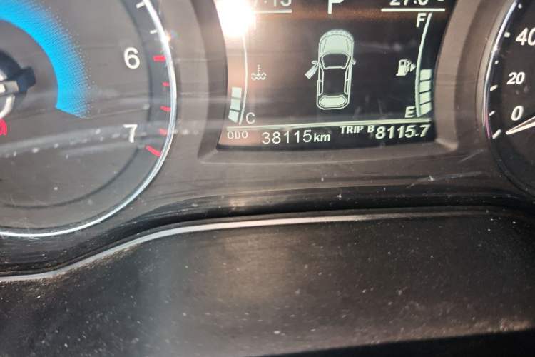 Used Dongfeng Fengon 580 2018 1.5T CVT ZhiShang Version Odometer Close Up