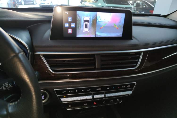 Used Dongfeng Fengon 580 2018 1.5T CVT Luxury Model Audio And AC Panel