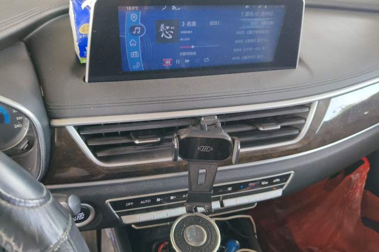 Used Dongfeng Fengon 580 2018 1.5T CVT ZhiShang Version Audio And AC Panel