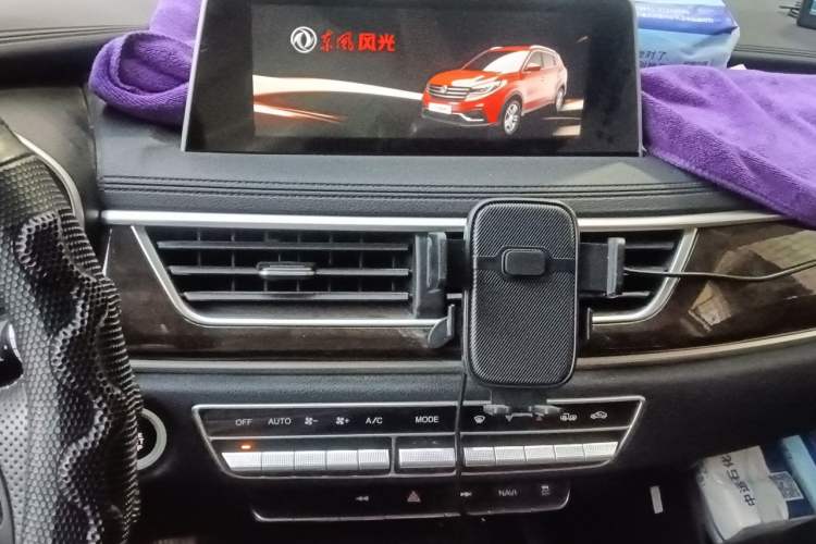 Used Dongfeng Fengon 580 2018 1.5T Manual Smart Edition Audio And AC Panel