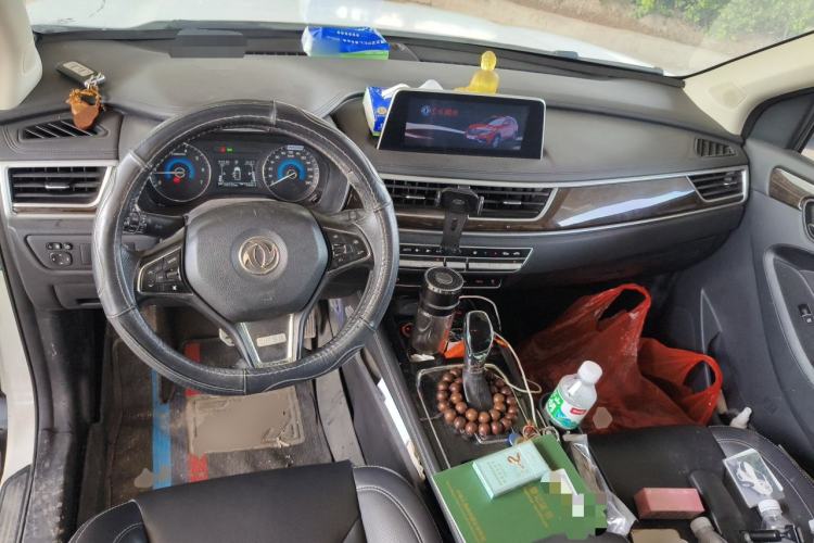 Used Dongfeng Fengon 580 2018 1.5T CVT ZhiShang Version Center Console