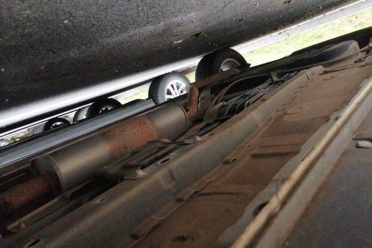 Used Dongfeng Fengon 580 2018 1.8L Manual Comfort Model Chassis Front Right
