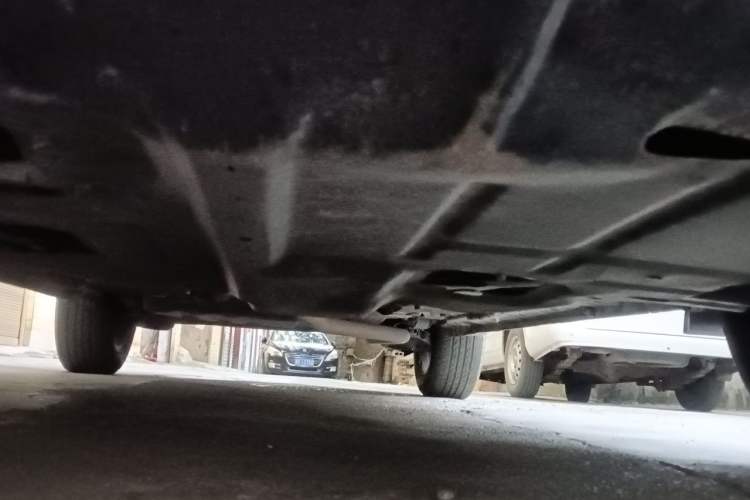 Used Dongfeng Fengon 580 2018 1.5T Manual Smart Edition Chassis Front