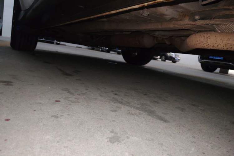 Used Dongfeng Fengon 580 2018 1.5T CVT Luxury Model Chassis Rear Left