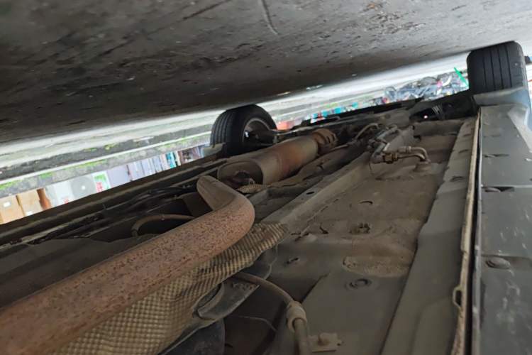 Used Dongfeng Fengon 580 2018 1.8L Manual Comfort Model Chassis Rear Left